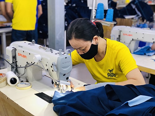 MAY ĐỒNG PHỤC TRƯỜNG THPT VĂN HIẾN TẠI ĐỒNG NAI 4