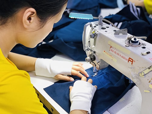 MAY ĐỒNG PHỤC TRƯỜNG THPT VĂN HIẾN TẠI ĐỒNG NAI 2