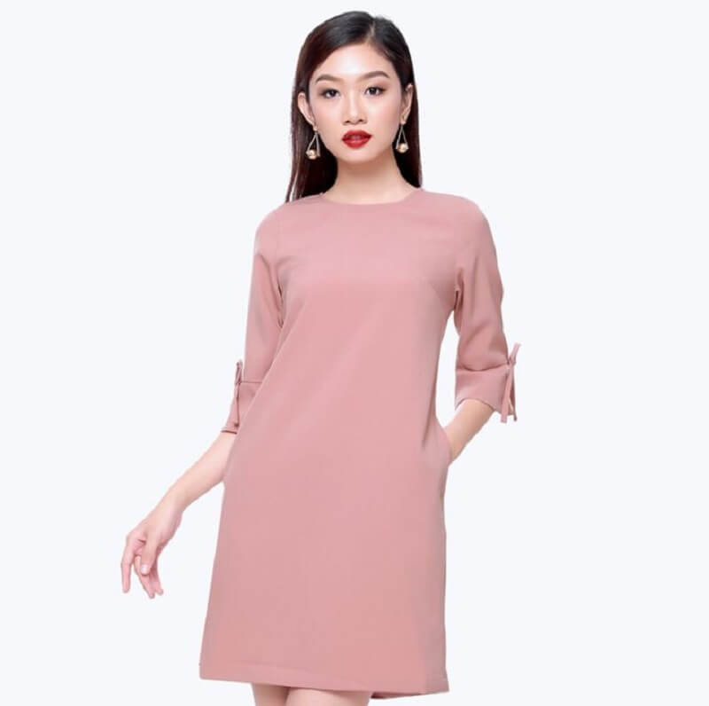 Hướng dẫn chi tiết cách may váy suông có tay từ A tới Z 1 Váy suông có tay là mẫu trang phục được nhiều chị em công sở lựa chọn