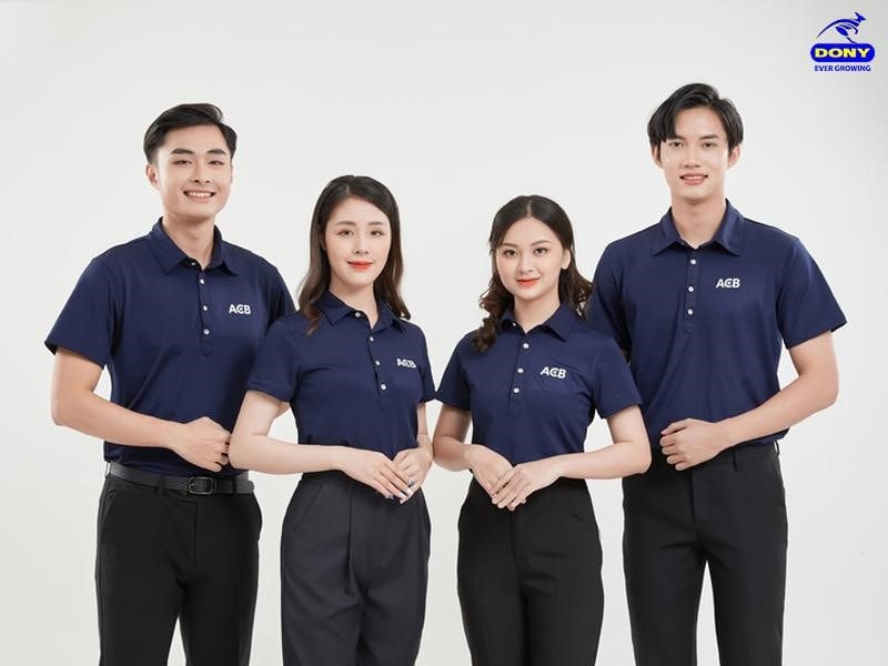 Mẫu áo cá sấu trơn basic – tối giản nhưng luôn giữ vẻ chuyên nghiệp