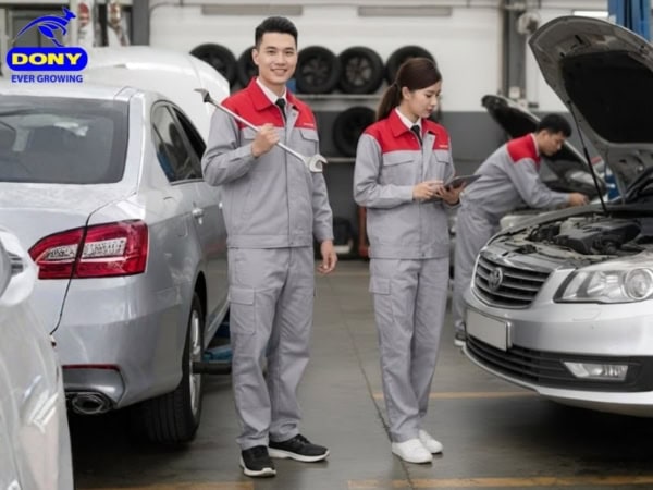 Đồng Phục Bảo Hộ Lao Động Màu Xám Phối Đỏ Lịch Sự