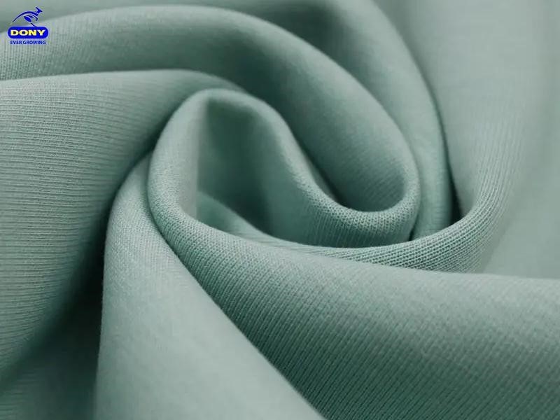 Vải cotton – Chất liệu thoáng mát, dịu da cho đồng phục spa