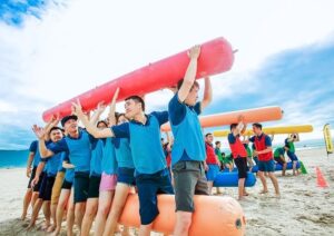 Lợi ích của việc sử dụng đồng phục áo thun trong hoạt động team building