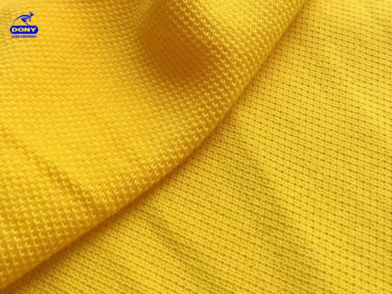 Vải piquecool sử dụng may đồng phục polo công ty.
