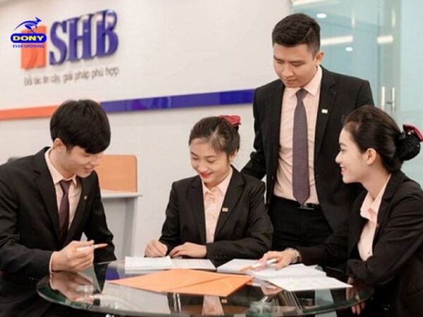 Đồng Phục vest SHB lịch lãm, sang trọng, thanh lịch.