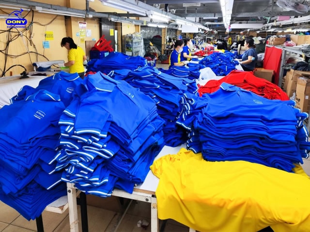 Đồng Phục DONY nhân may số lượng lớn đảm bảo chất lượng.