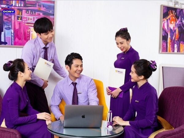 Đồng phục TPBank có tính thẩm mỹ và đa năng.