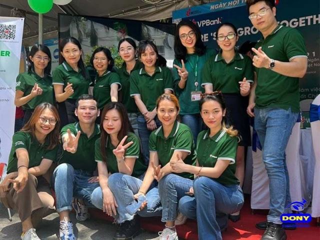 Đồng phục áo thun polo VPBank.