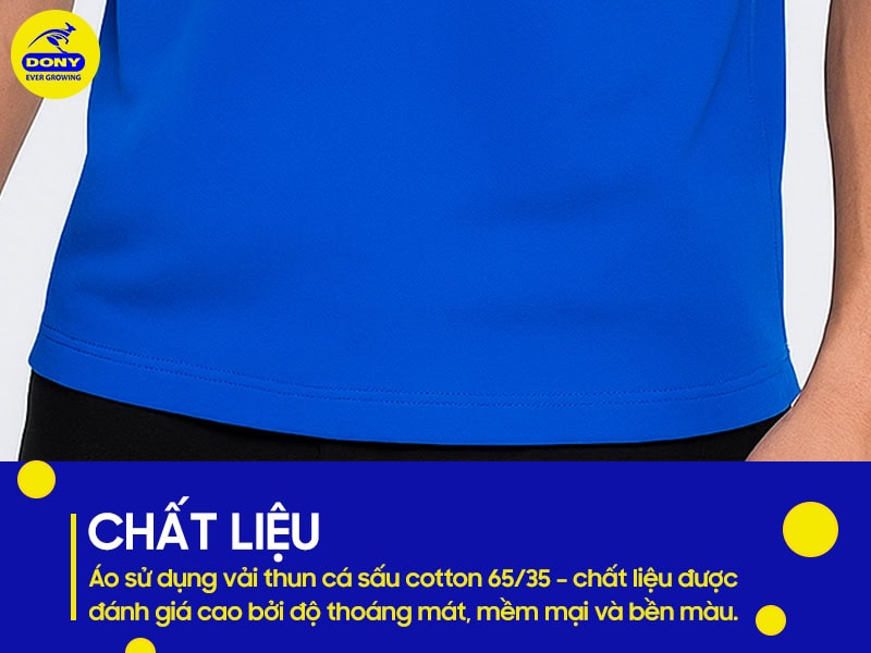 Chất liệu thun cá sấu cotton 65/35 giữ phom áo chuẩn và bền màu.