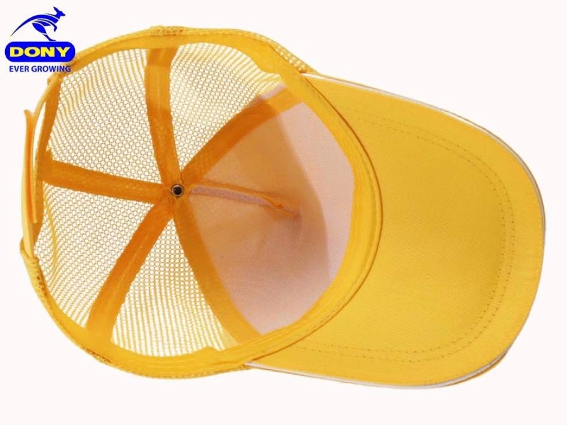 Thiết kế của nón hướng đến sự tiện dụng và phù hợp cho các hoạt động thường xuyên ngoài trời