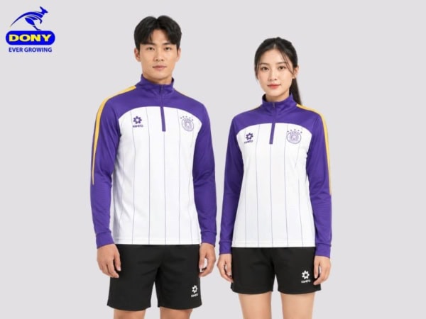 Mẫu áo thun đồng phục thể thao cổ lọ tay dài