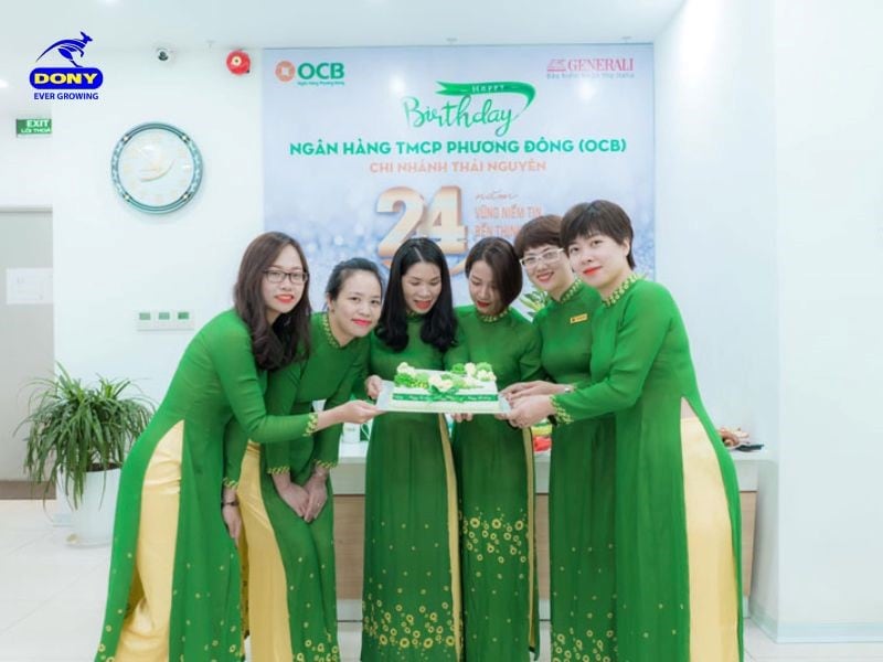 Áo dài đồng phục ngân hàng OCB