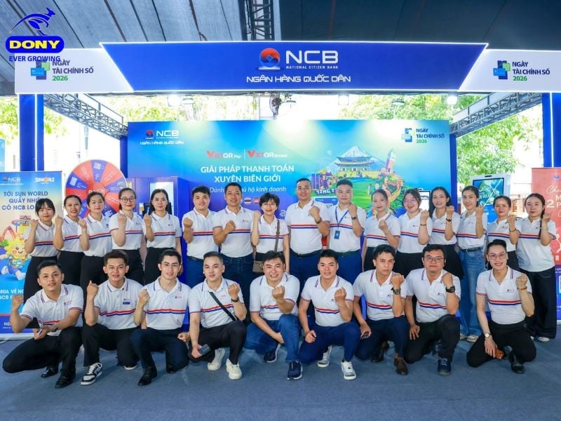 Áo polo đồng phục ngân hàng NCB màu trắng viền đỏ xanh