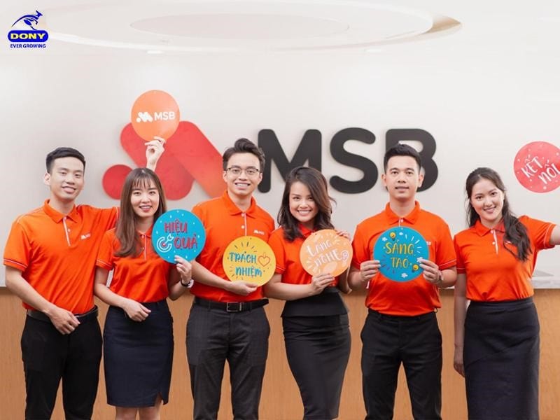 Đồng phục polo ngân hàng MSB.