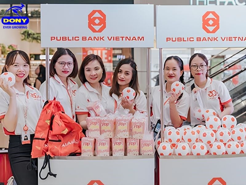 Áo thun team building, mũ đồng phục Public Bank