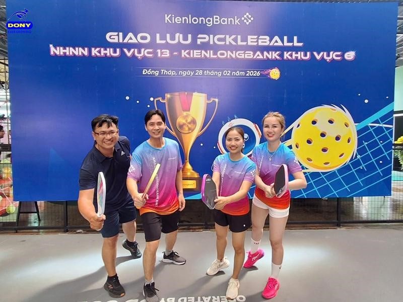 Đồng phục áo teambuilding/sự kiện ngân hàng KienlongBank.