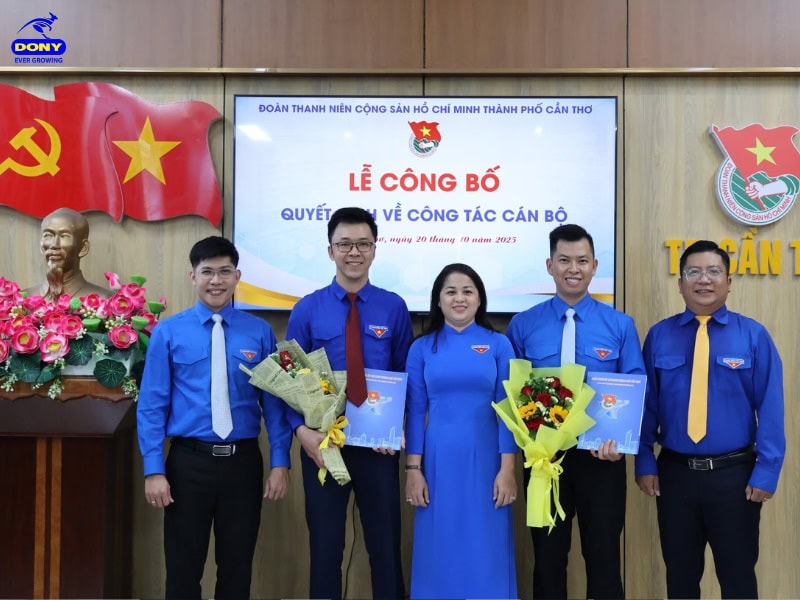 dong phuc doan thanh nien