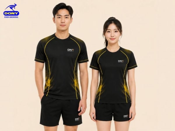 Mẫu áo thun đồng phục chạy bộ cổ tròn hiện đại