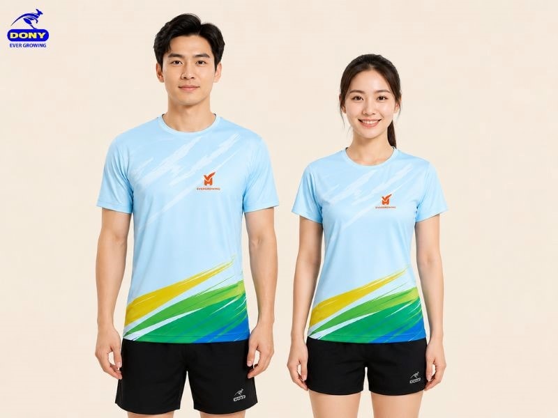 Mẫu áo thun thể thao đồng phục cổ tròn, phối màu cá tính
