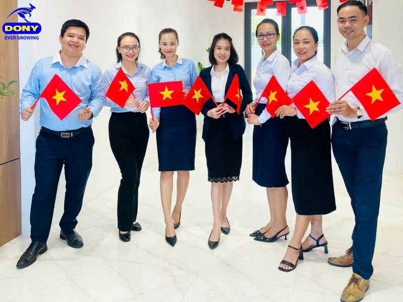 Quần âu và chân váy PGBank – Linh hoạt và lịch sự
