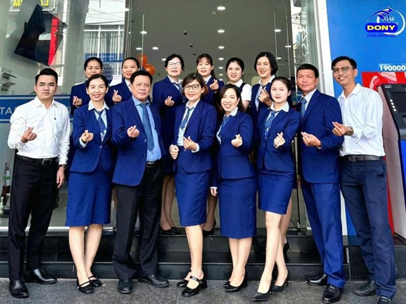 Quần tây và chân váy đồng phục VietABank